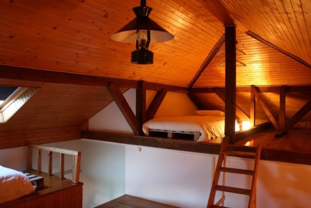 Attic room beds