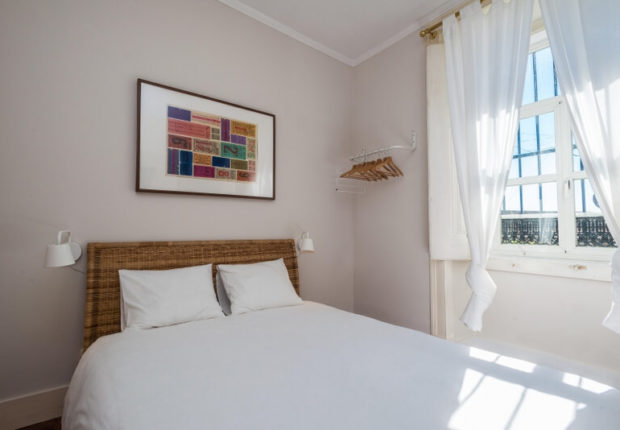 Queen Size bed ocean front