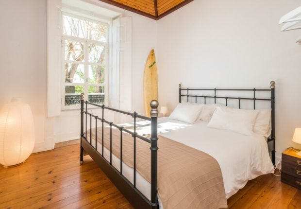 white double room surf house